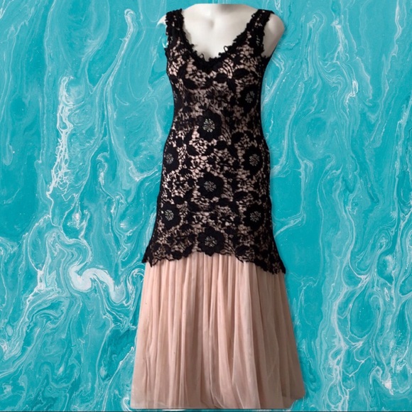 Betsy Adam peach & black Swarovski stone gown - Picture 17 of 17